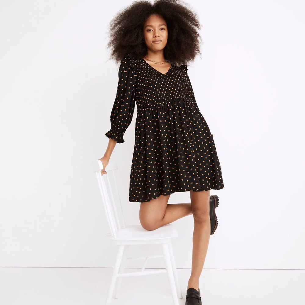 Madewell Lucie V-Neck Smocked Mini Dress in Oval Dot